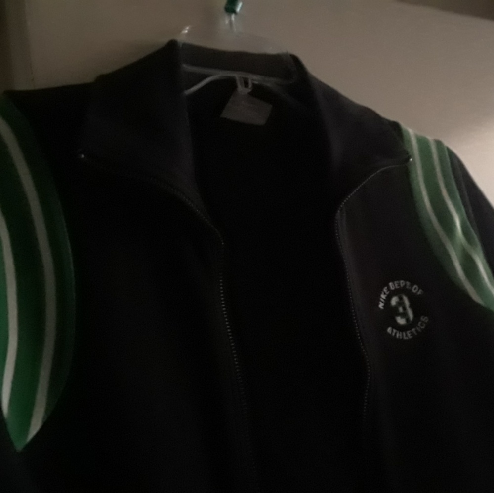 Womens Nike Athletic Jacket & green shirt